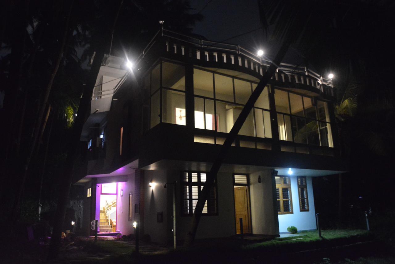 White Shell Beach House Kannur Extérieur photo